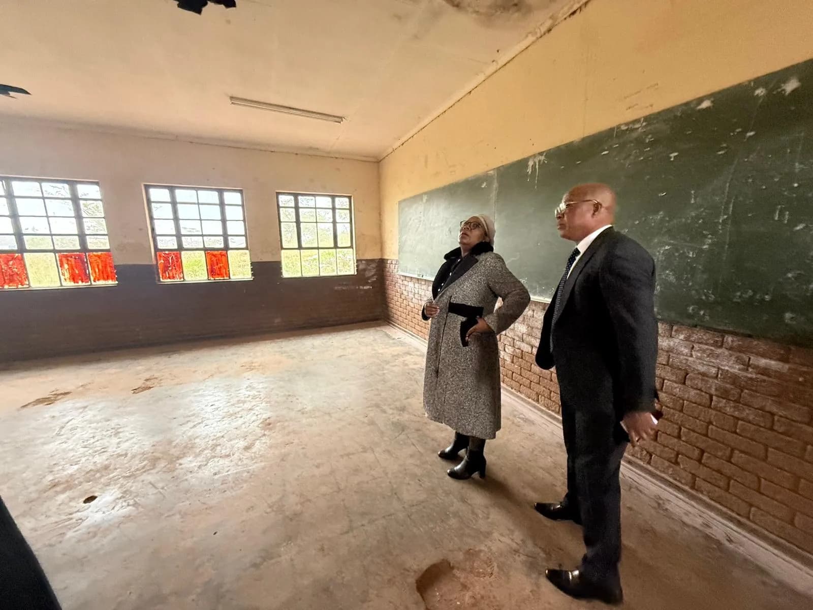 MEC Promises New School for Learners